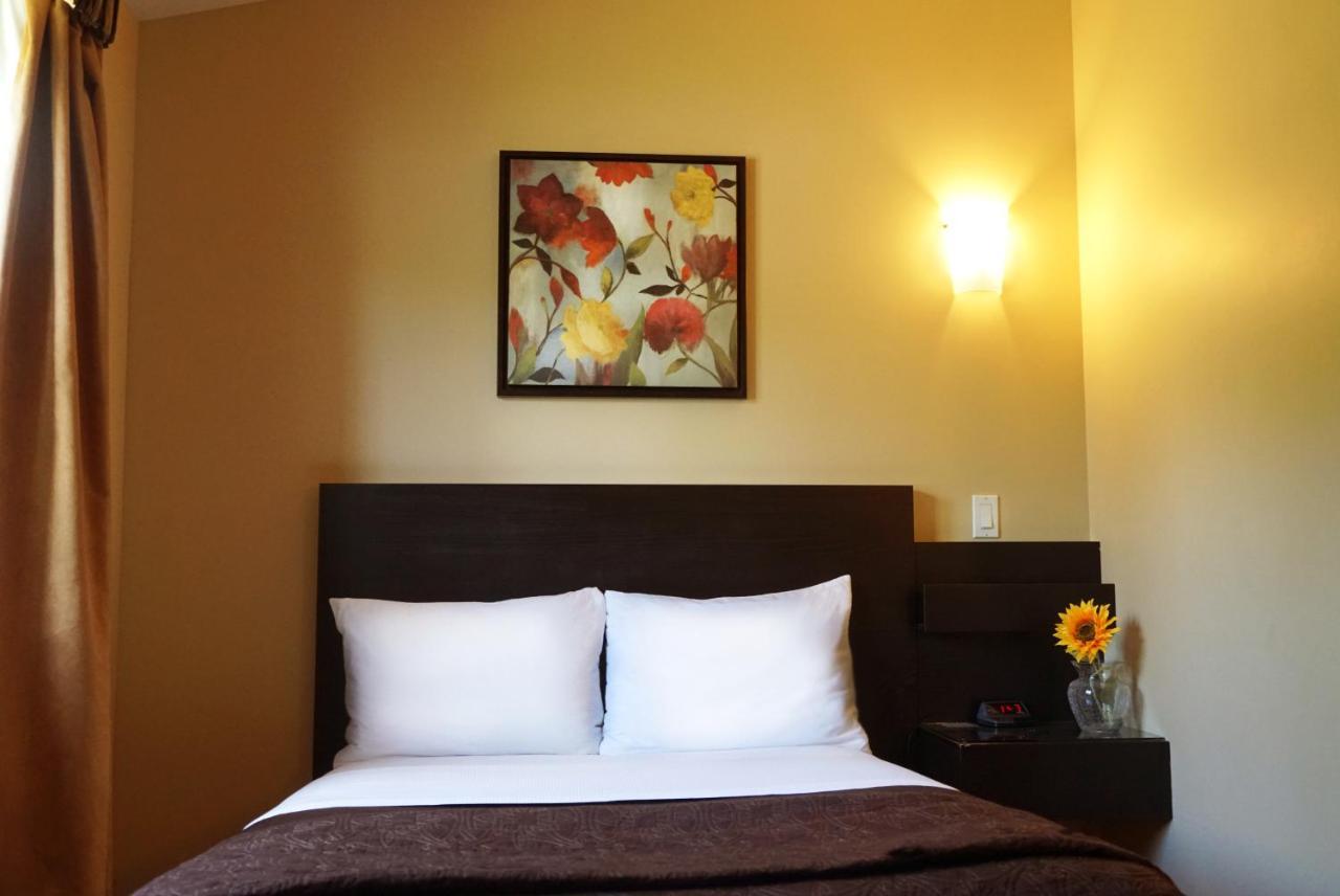 Motel Des Cedres แชร์บูร์ก ภายนอก รูปภาพ