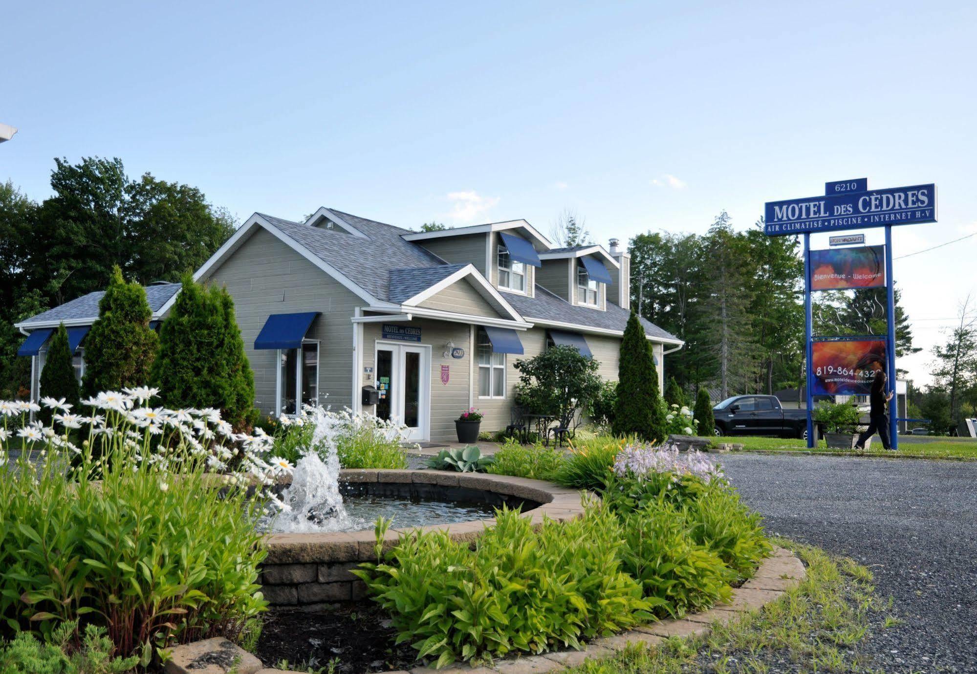 Motel Des Cedres แชร์บูร์ก ภายนอก รูปภาพ